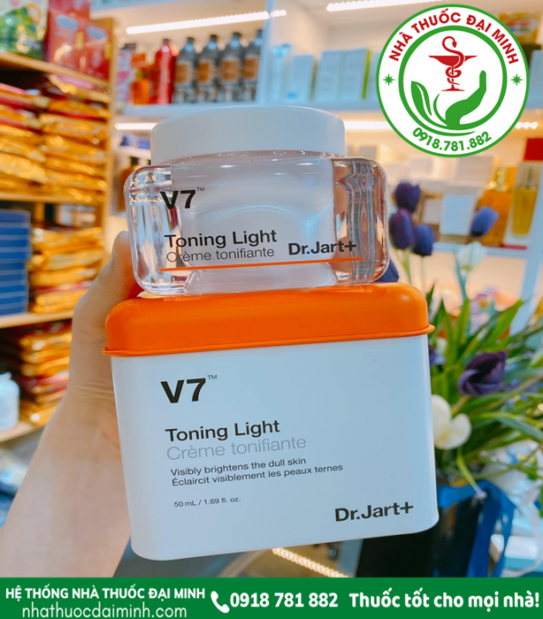 KEM DƯỠNG V7 TONING LIGHT - Hình ảnh 3